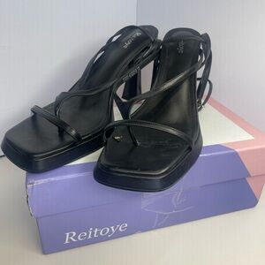Reitoye Black Strappy Women's Heels